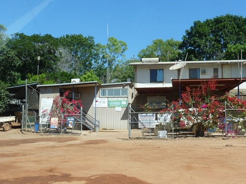 Daly Waters Cape Crawford Larrimah Mataranka Roper Bar
